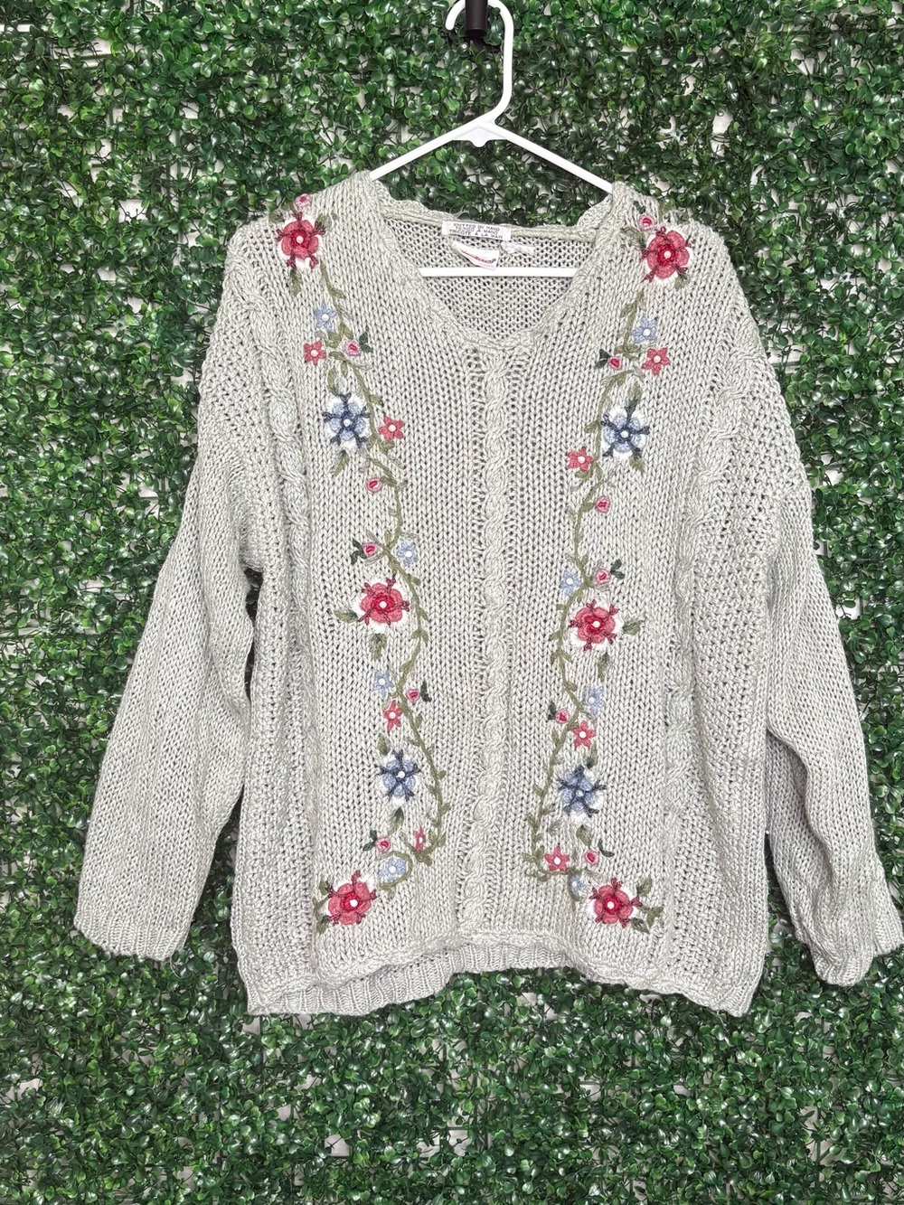 Vintage Bobbie Brooks sage green V-Neck Sweater with Floral Embroidery